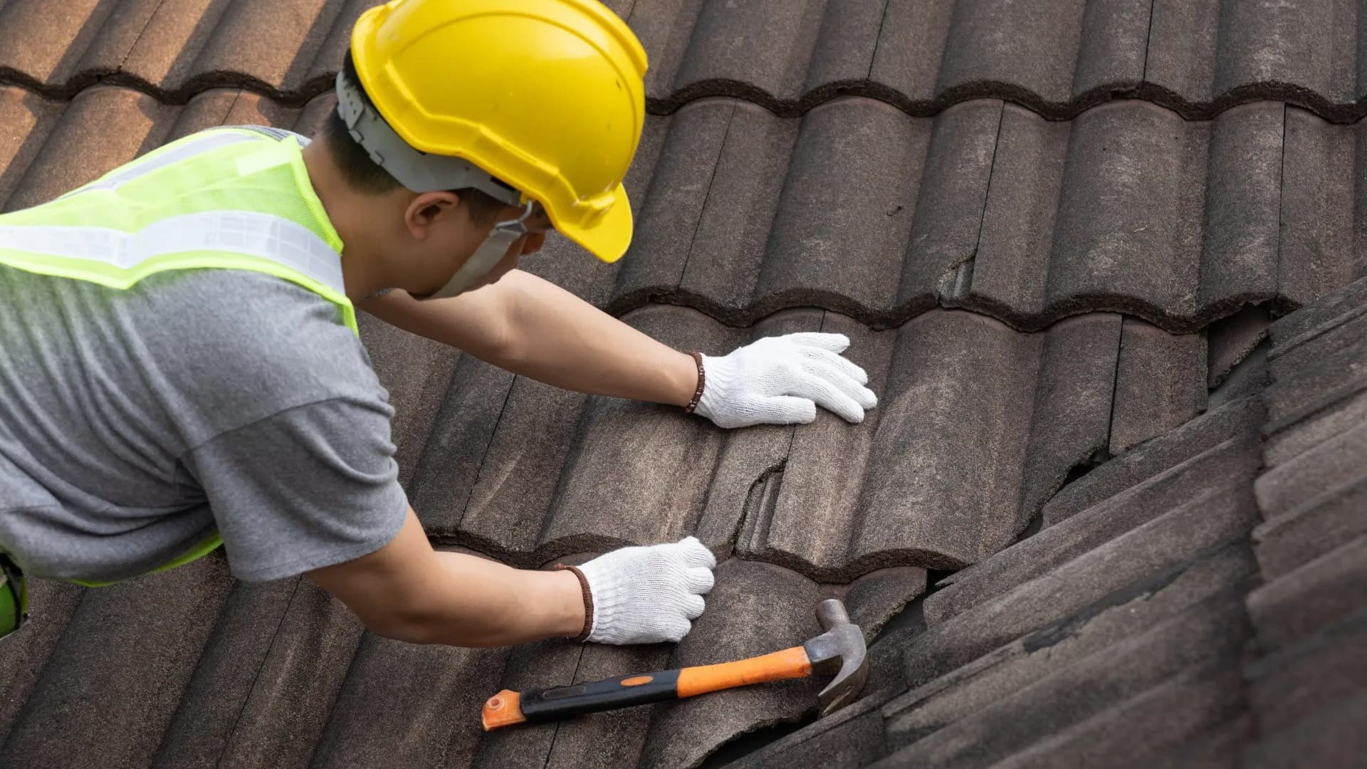 Roof Maintenance services near you in Albany NY β Mastaba Roofing
